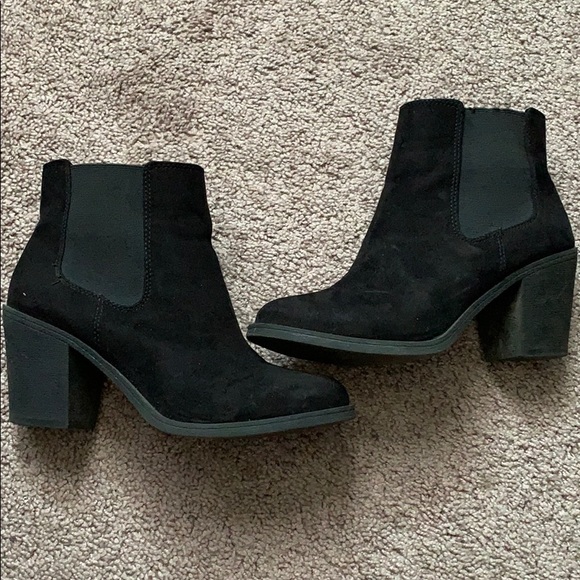 H&M Shoes - H&M black suede heeled booties!